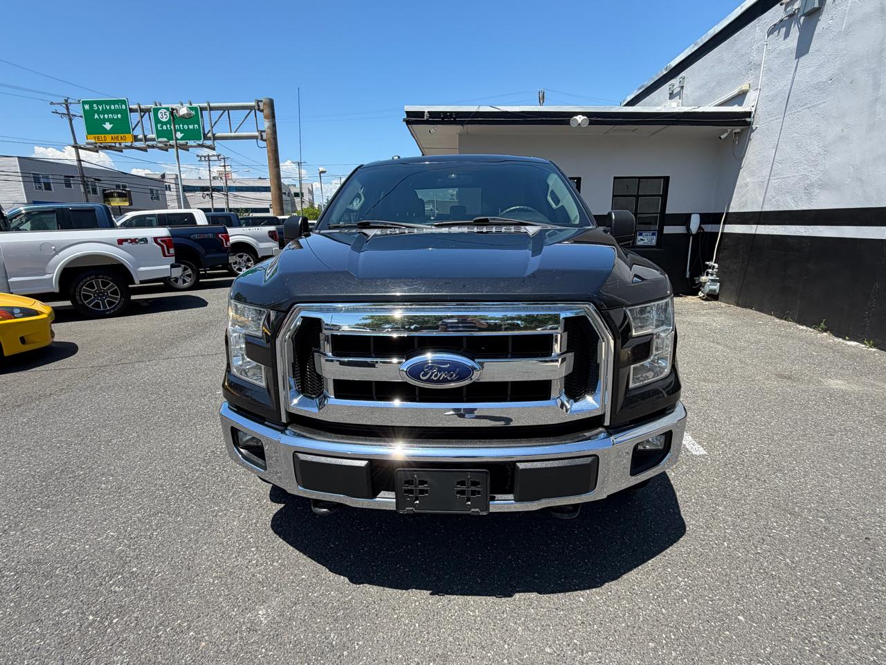 Ford F-150 XL SuperCrew 5.5-ft. Bed 4WD 2015