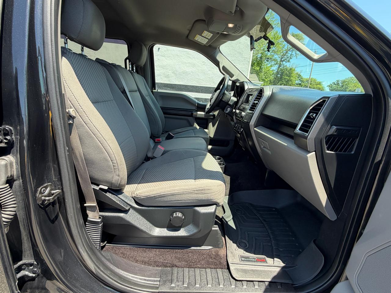 Ford F-150 XL SuperCrew 5.5-ft. Bed 4WD 2015