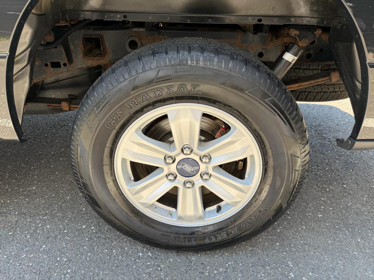 Ford F-150 XL SuperCrew 5.5-ft. Bed 4WD 2015
