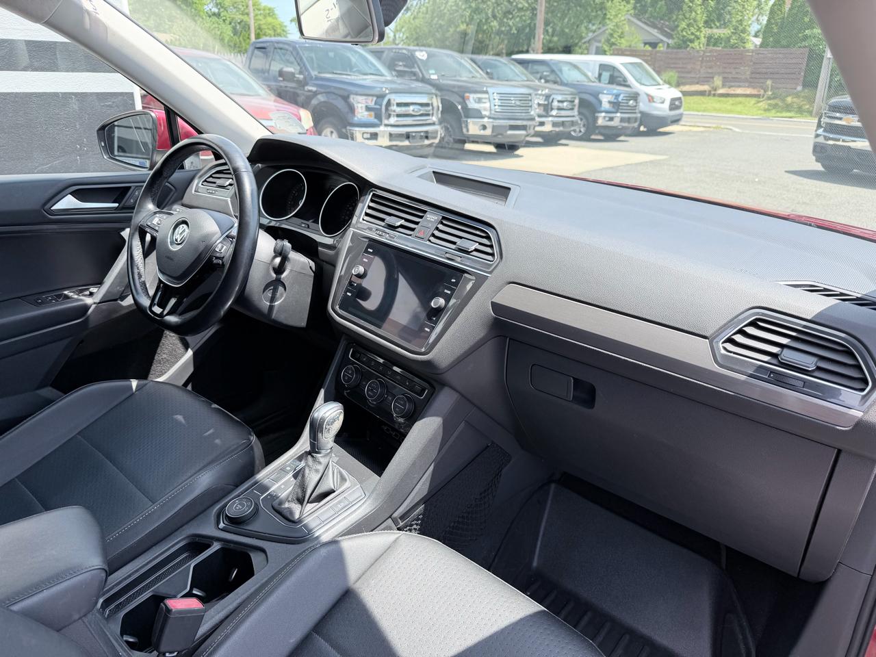 Volkswagen Tiguan SE 4Motion AWD 2019