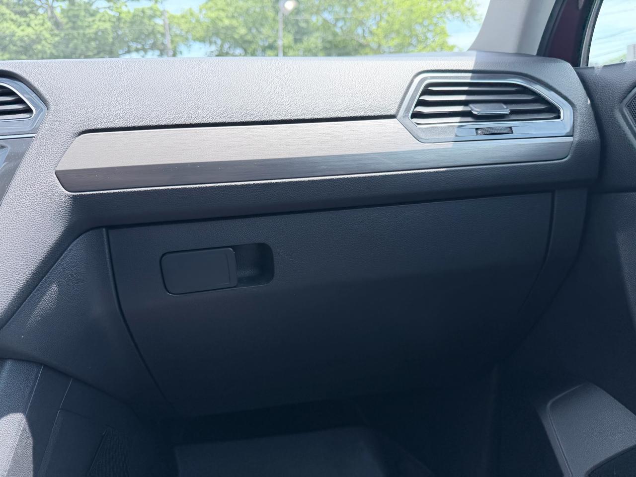 Volkswagen Tiguan SE 4Motion AWD 2019