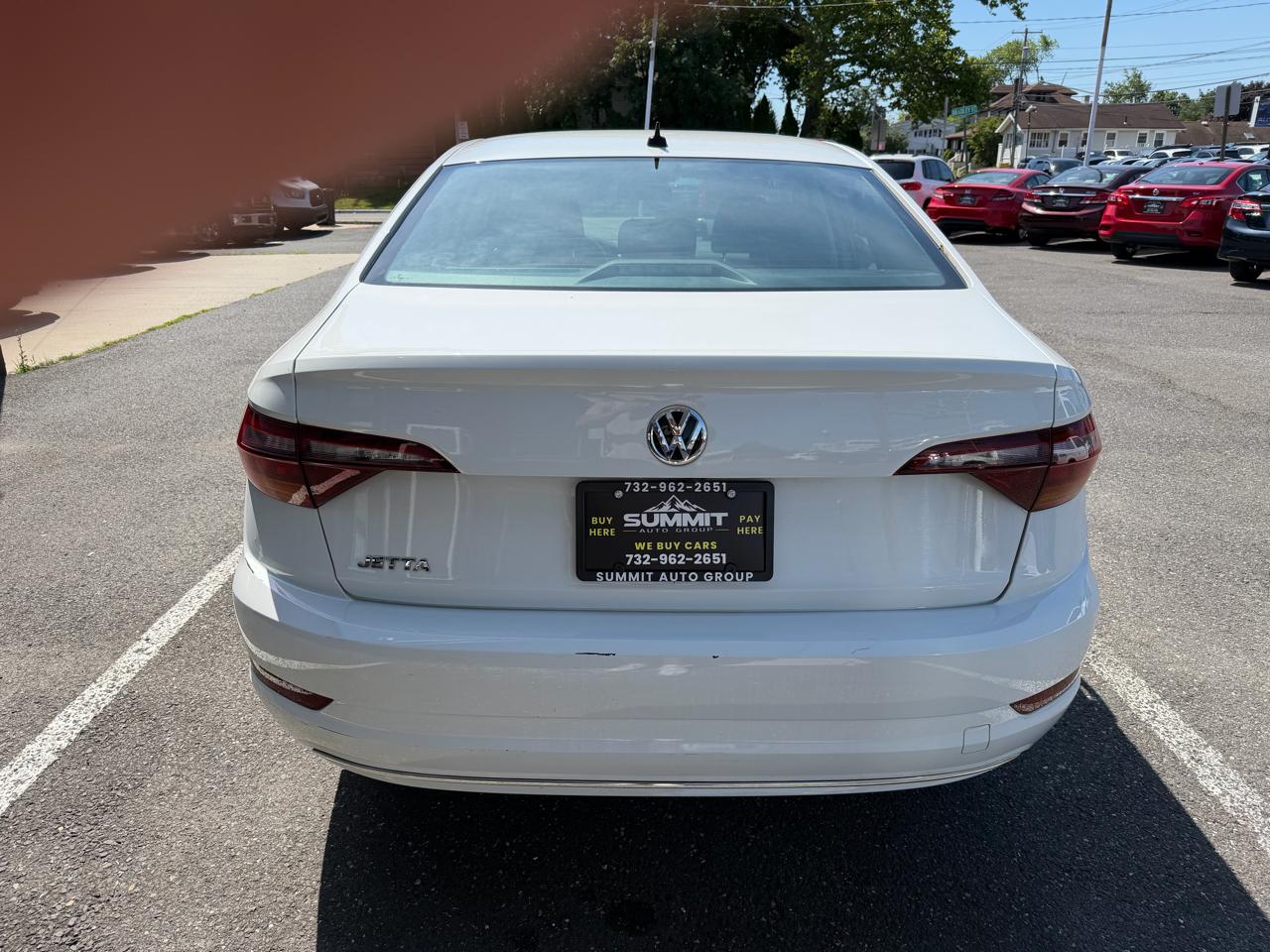Volkswagen Jetta 1.4T S 6A 2019