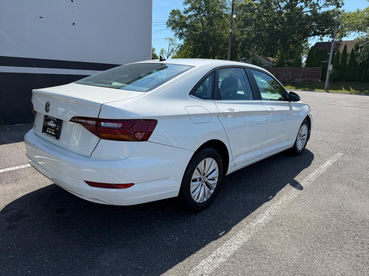 Volkswagen Jetta 1.4T S 6A 2019