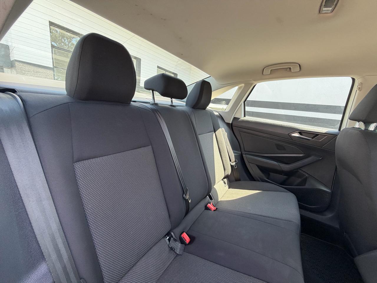 Volkswagen Jetta 1.4T S 6A 2019