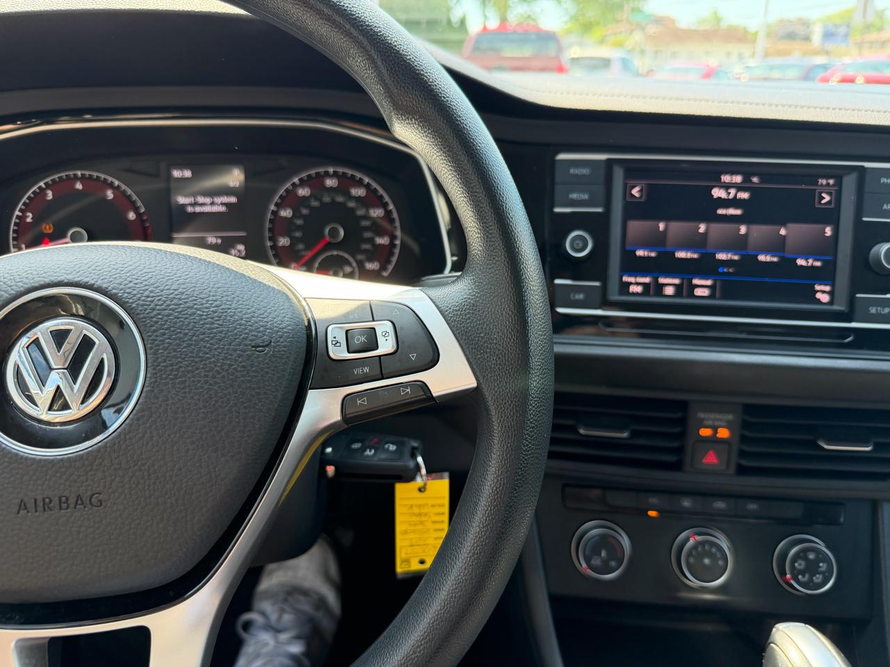 Volkswagen Jetta 1.4T S 6A 2019
