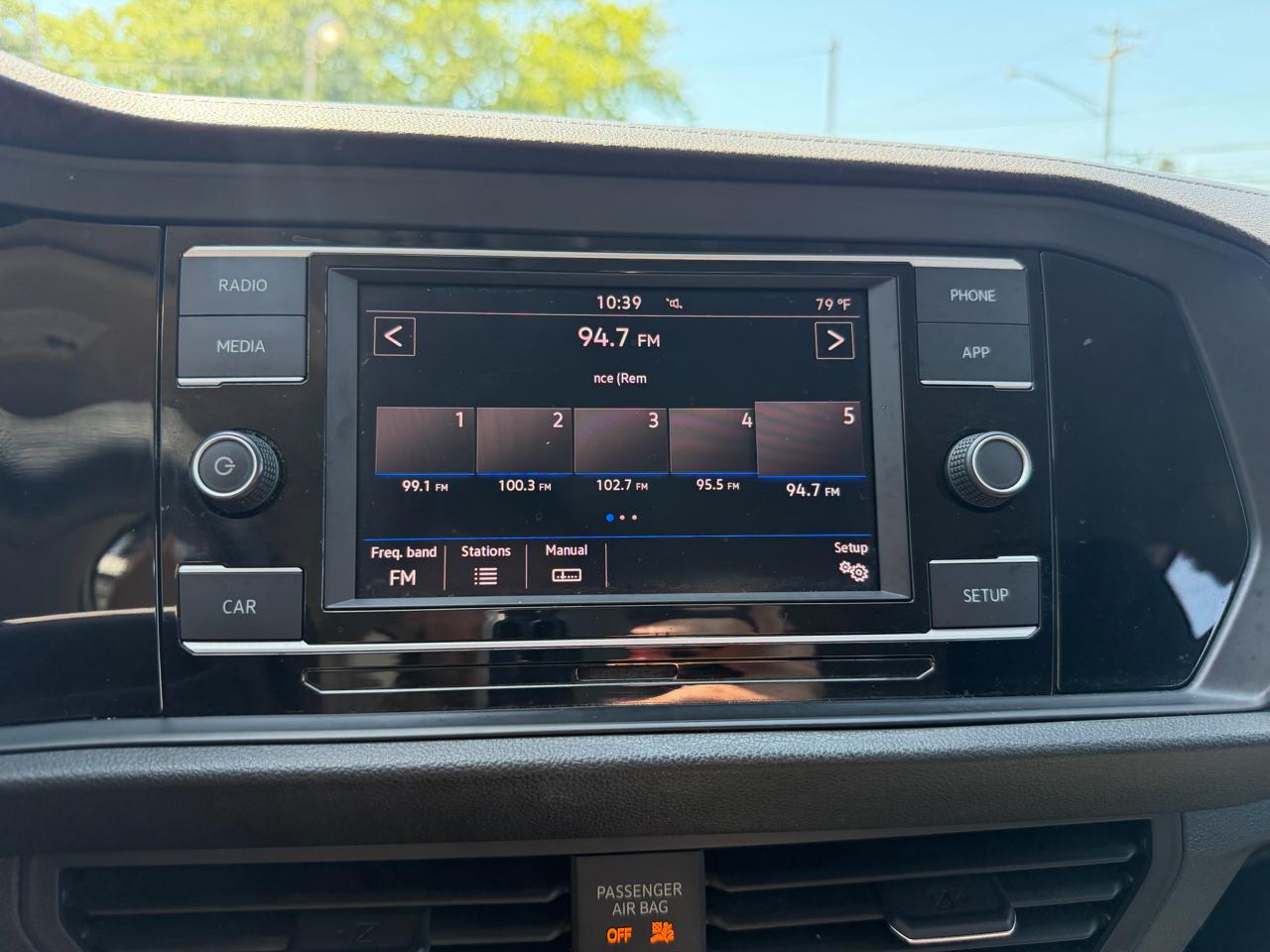 Volkswagen Jetta 1.4T S 6A 2019