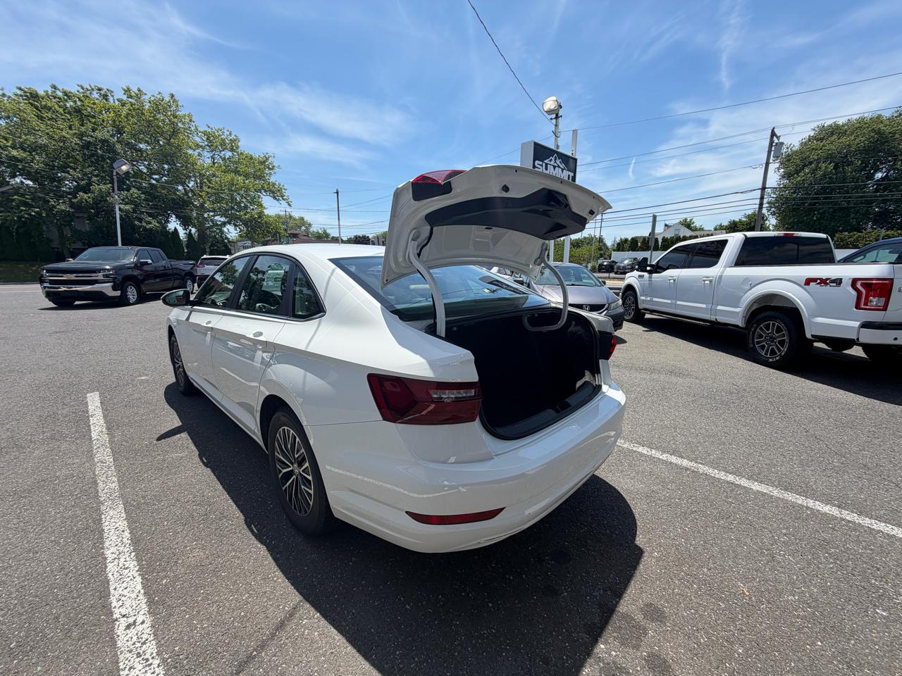Volkswagen Jetta 1.4T S 8A 2020