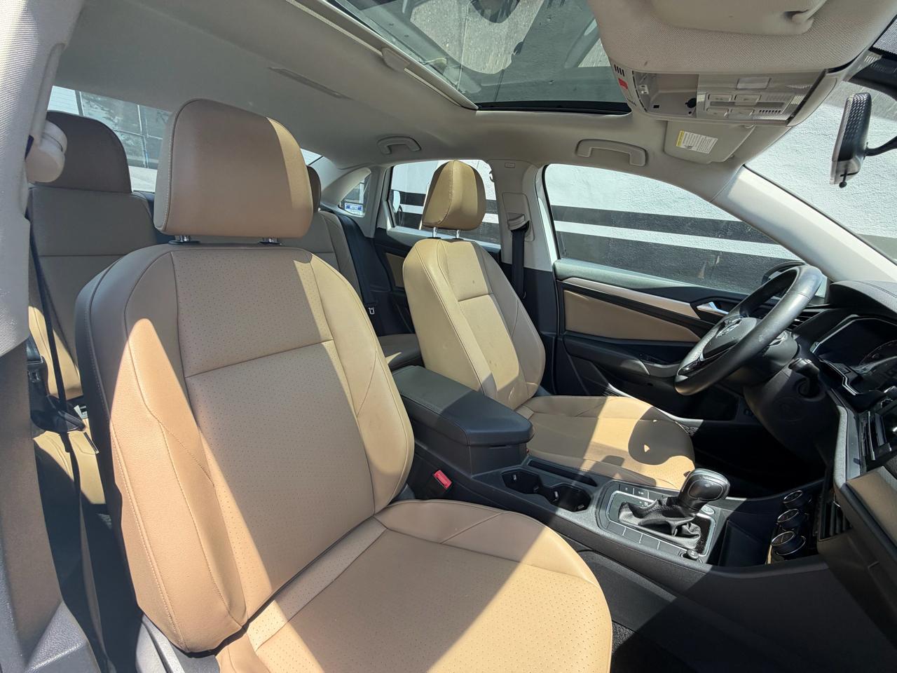 Volkswagen Jetta 1.4T S 8A 2020