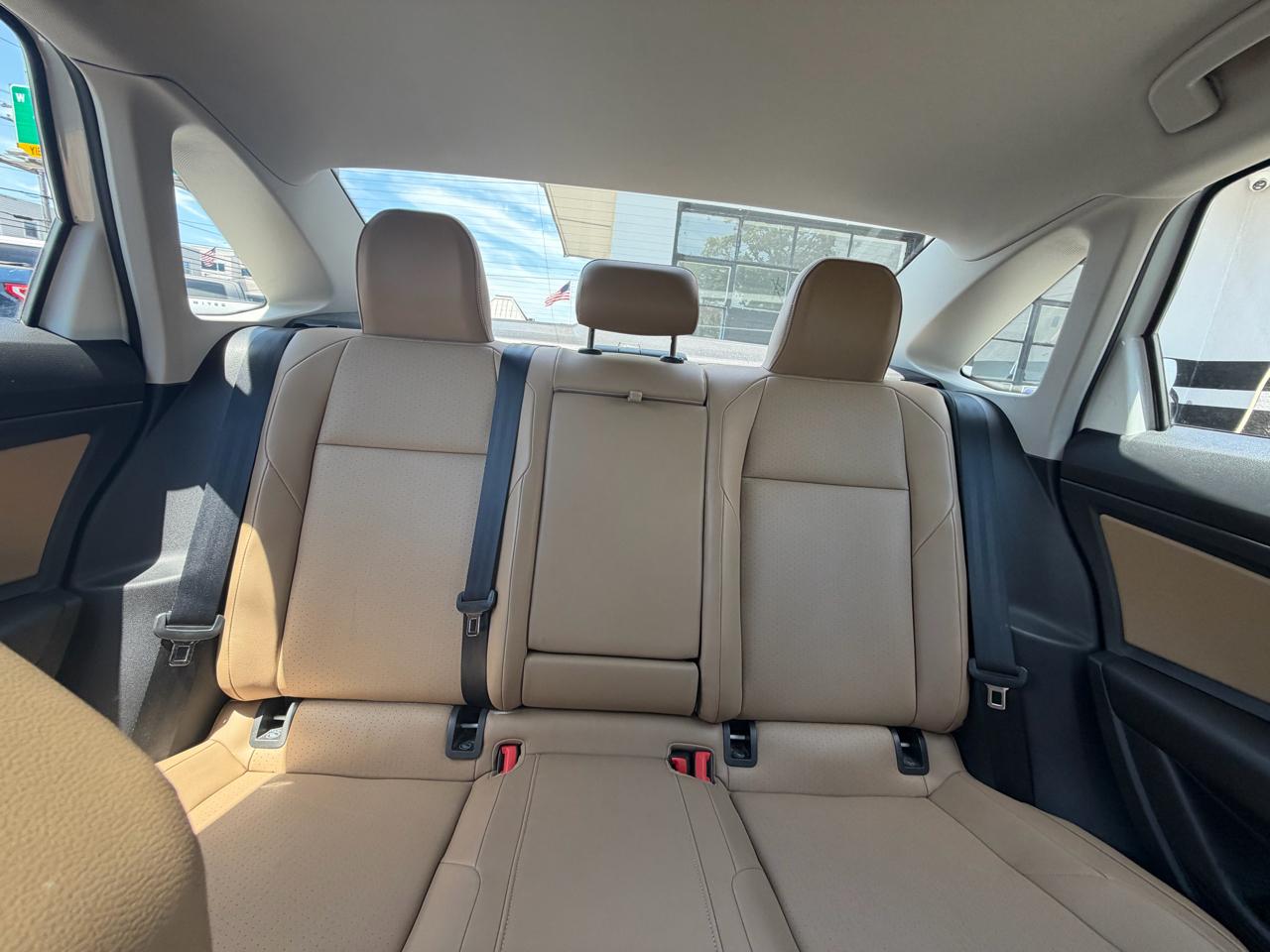Volkswagen Jetta 1.4T S 8A 2020