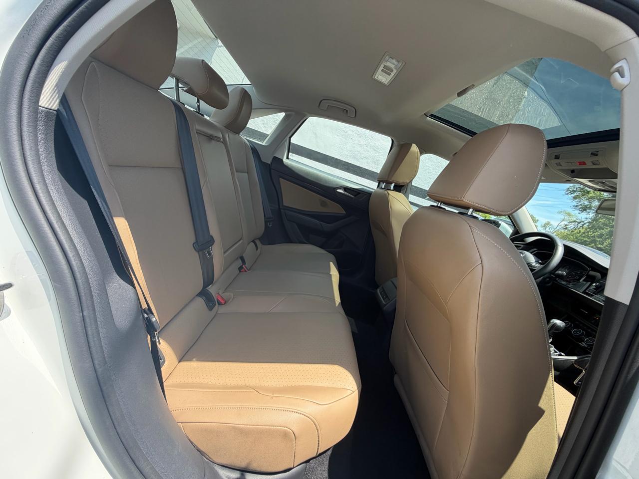 Volkswagen Jetta 1.4T S 8A 2020