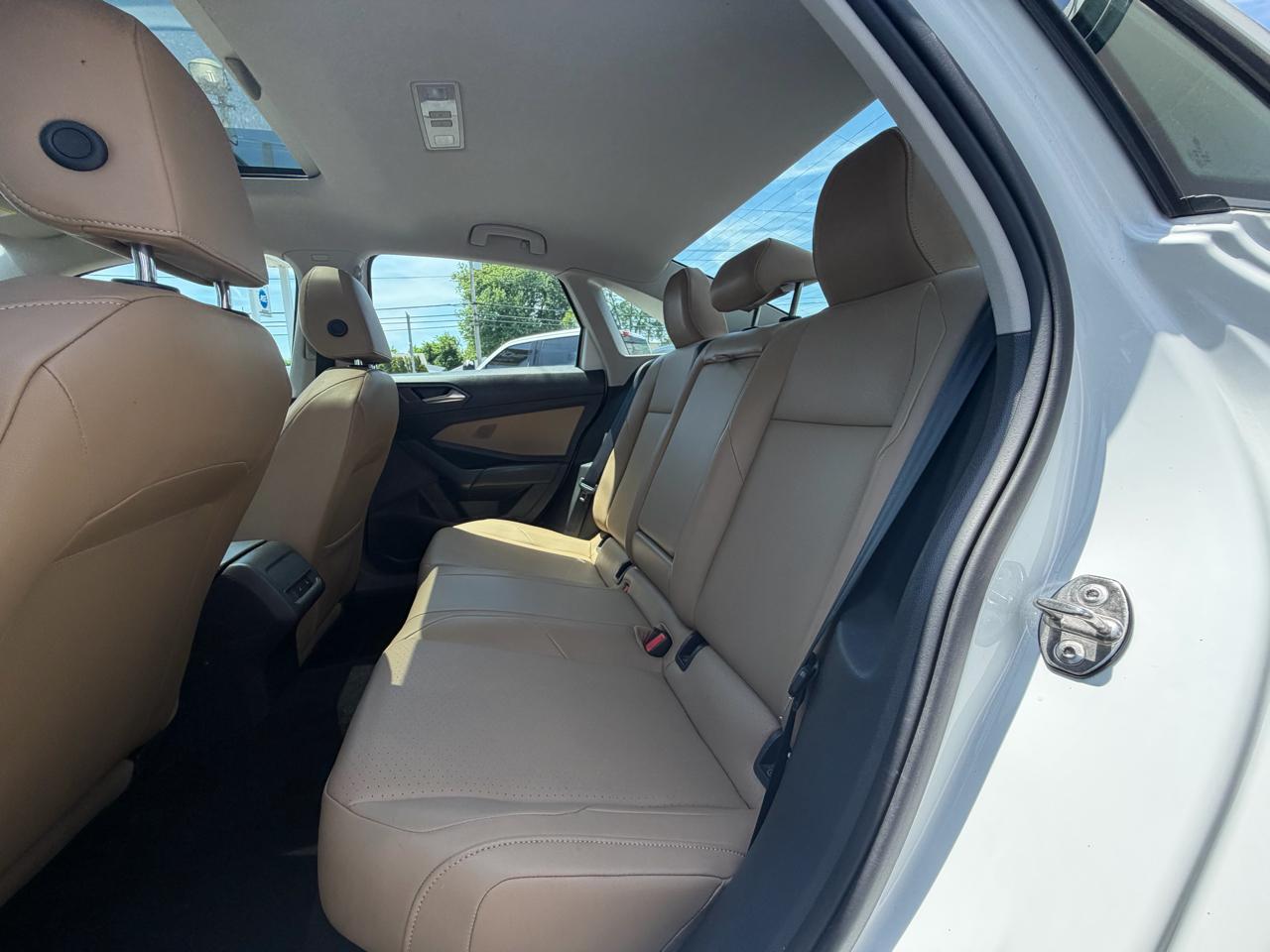 Volkswagen Jetta 1.4T S 8A 2020