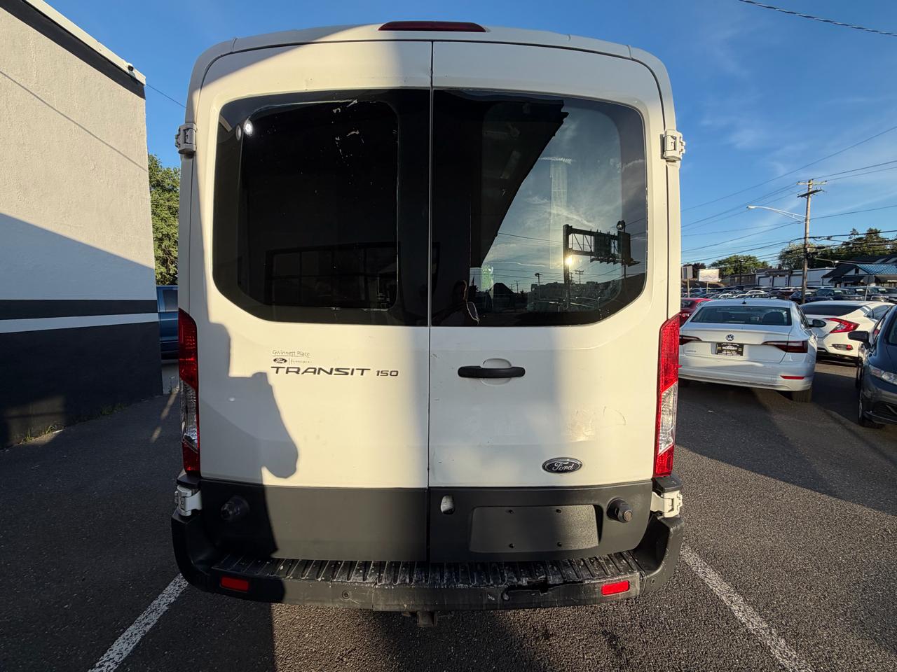 Ford Transit 250 Van Med. Roof w/Sliding Pass. 148-in. WB 2016