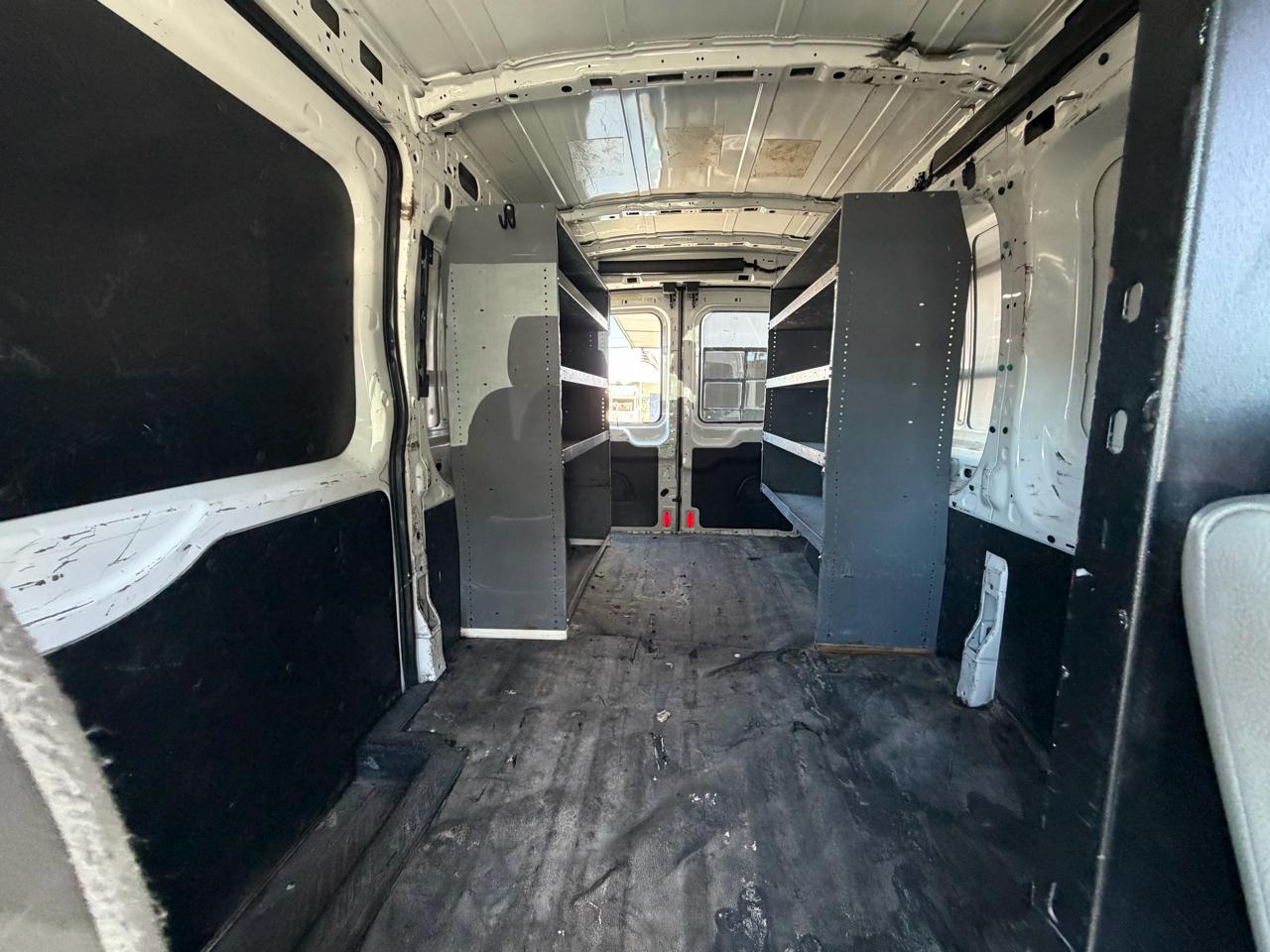 Ford Transit 250 Van Med. Roof w/Sliding Pass. 148-in. WB 2016