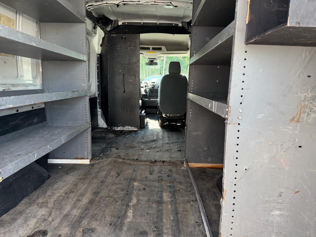 Ford Transit 250 Van Med. Roof w/Sliding Pass. 148-in. WB 2016