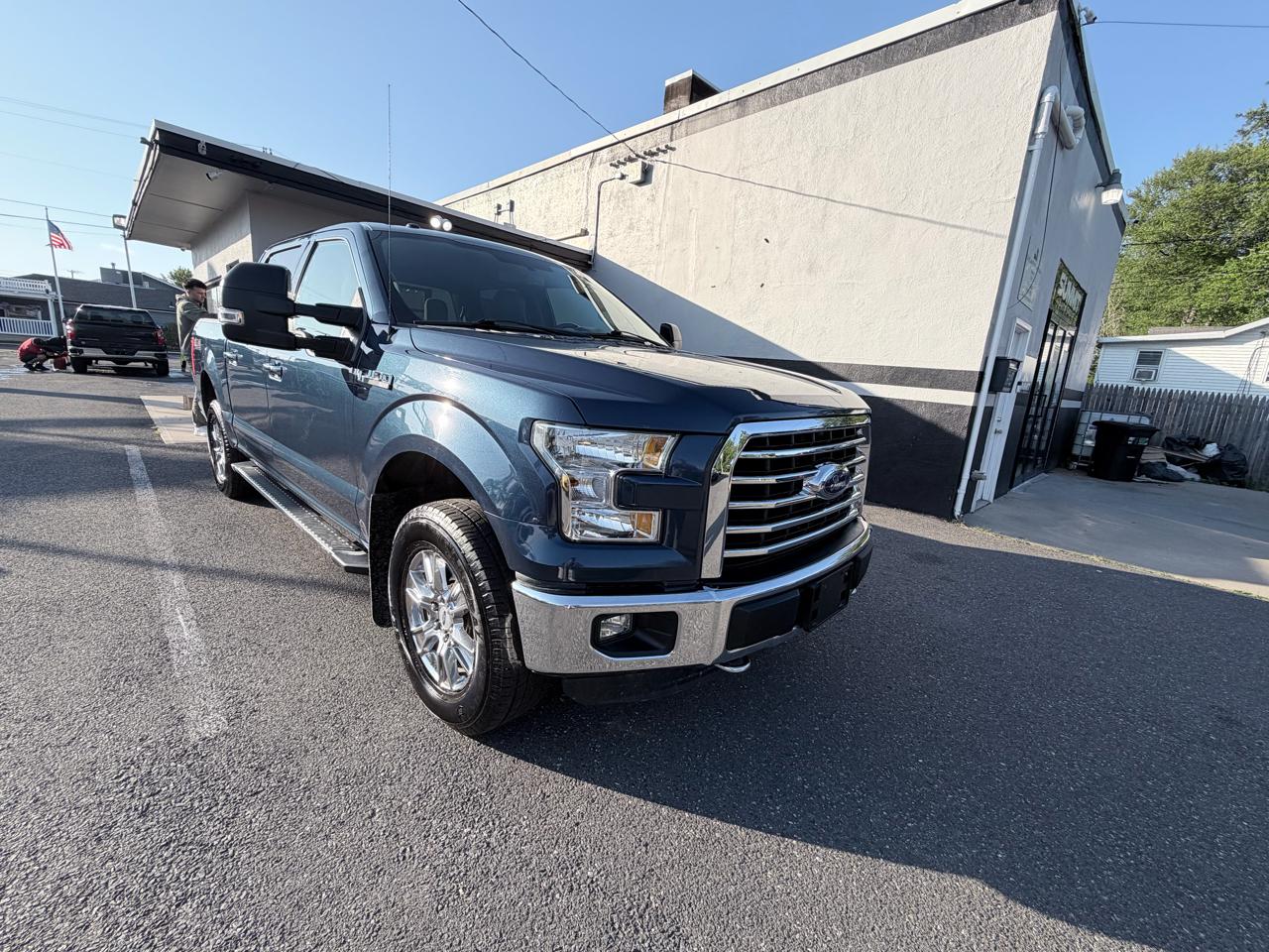 Ford F-150 XLT SuperCrew 6.5-ft. Bed 4WD 2015