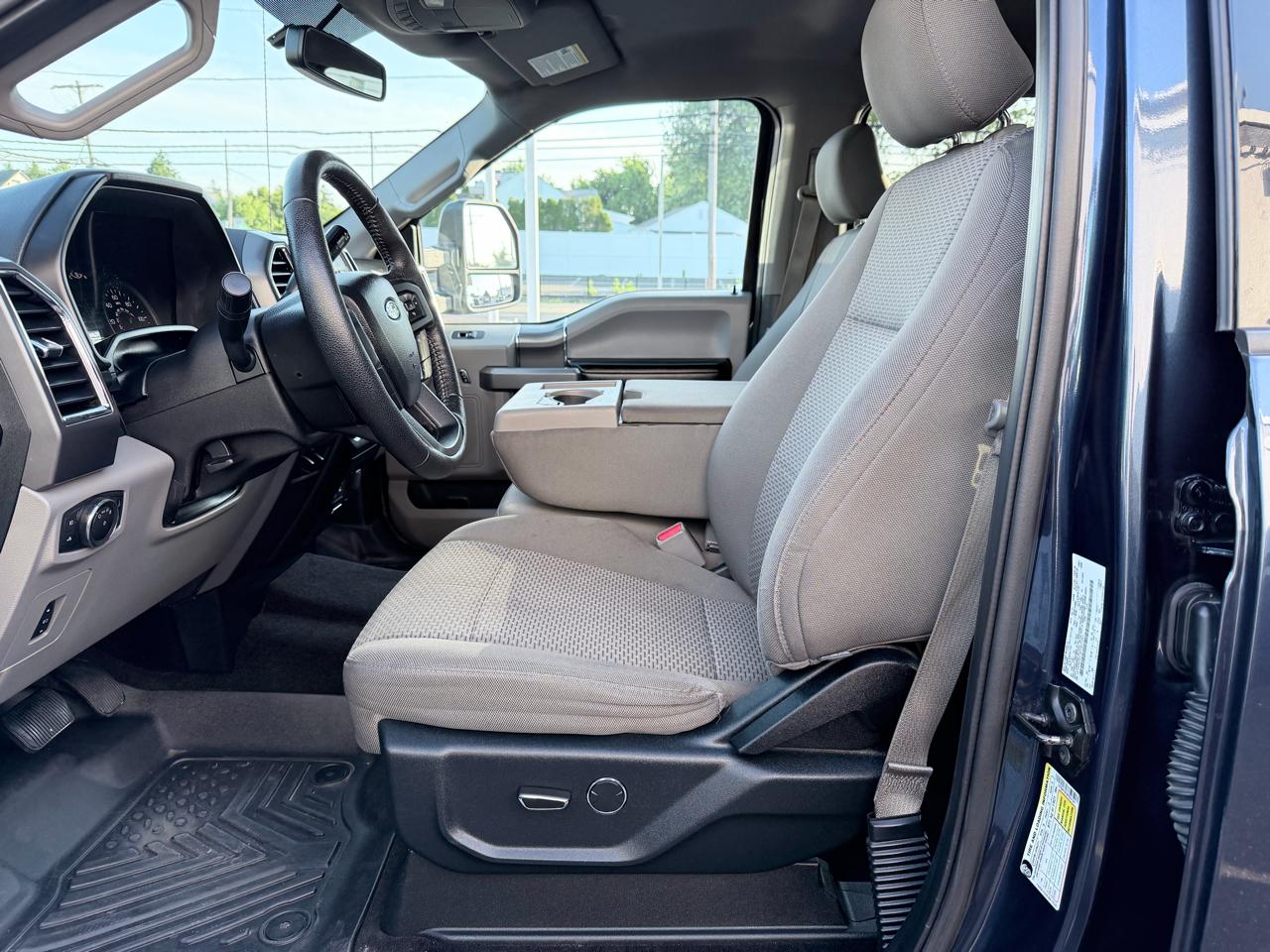 Ford F-150 XLT SuperCrew 6.5-ft. Bed 4WD 2015