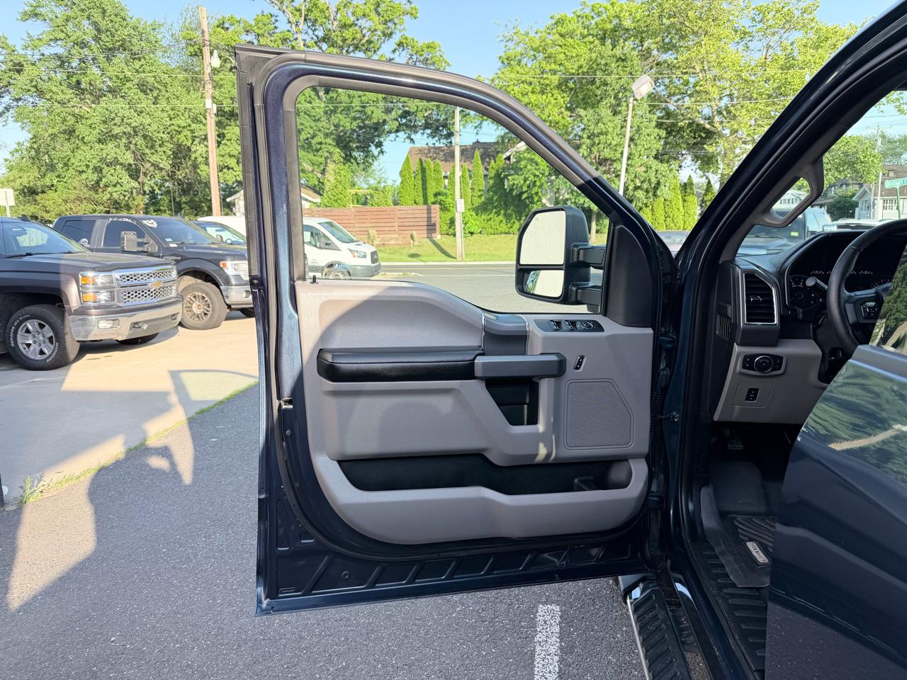 Ford F-150 XLT SuperCrew 6.5-ft. Bed 4WD 2015