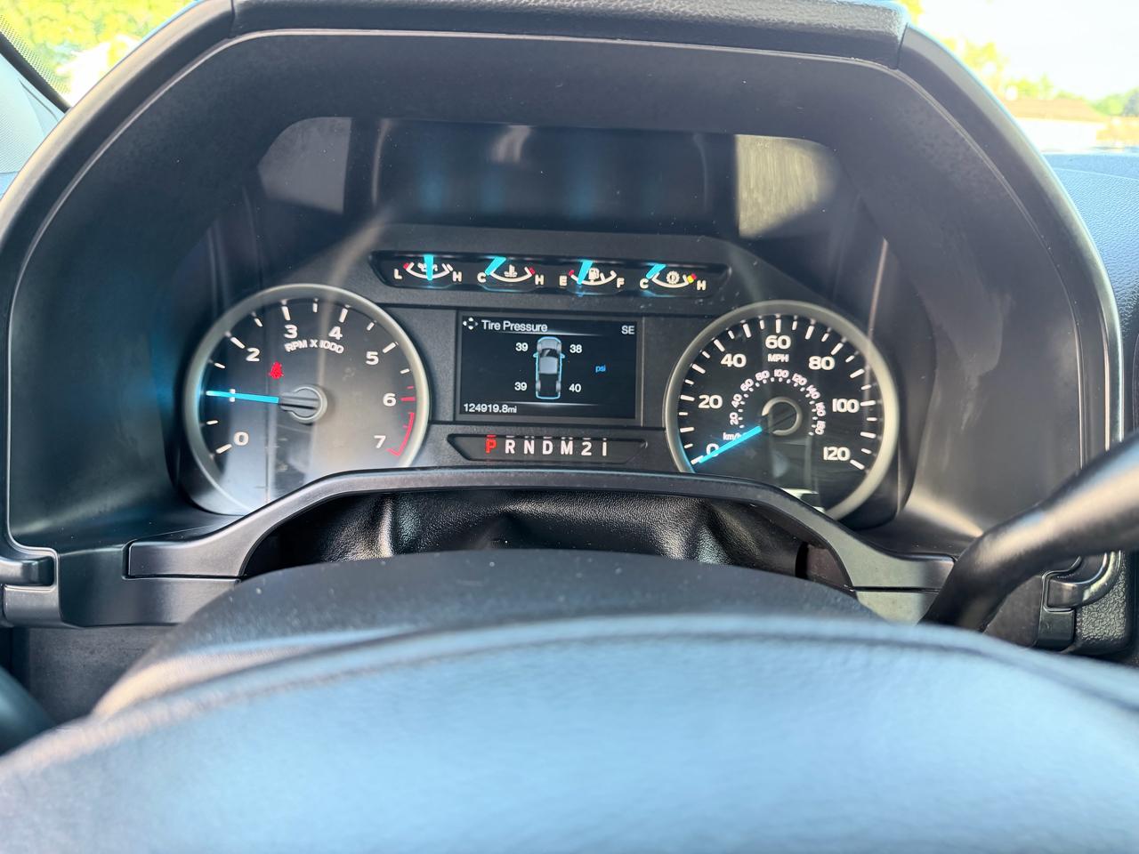 Ford F-150 XLT SuperCrew 6.5-ft. Bed 4WD 2015