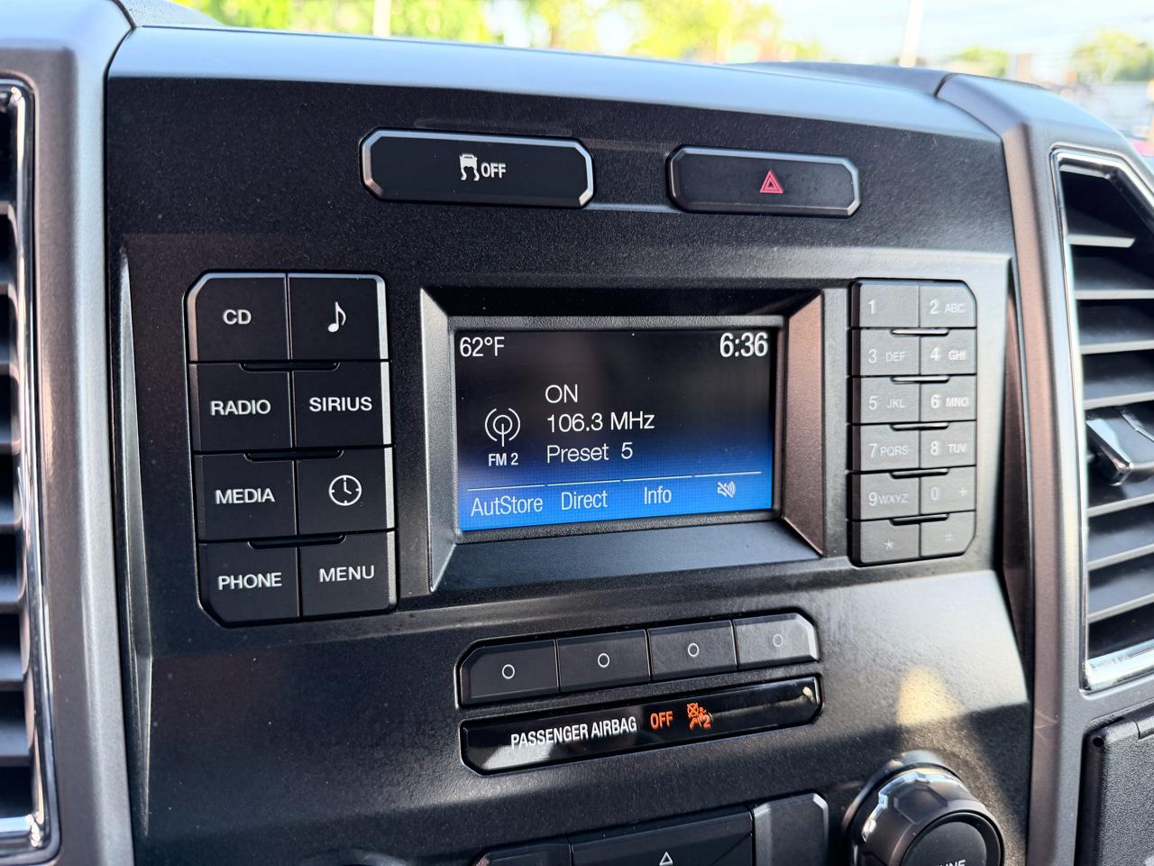Ford F-150 XLT SuperCrew 6.5-ft. Bed 4WD 2015
