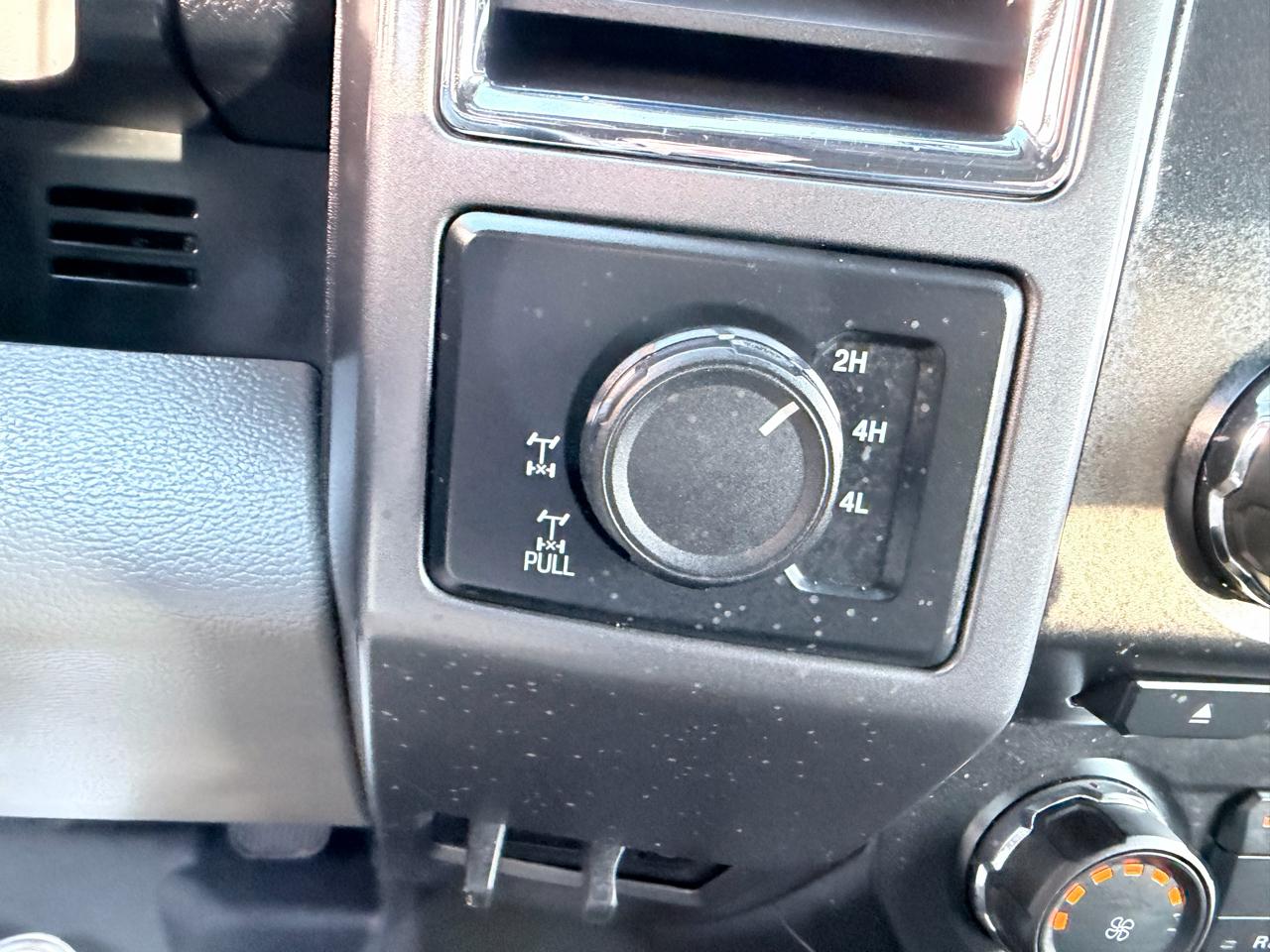 Ford F-150 XLT SuperCrew 6.5-ft. Bed 4WD 2015