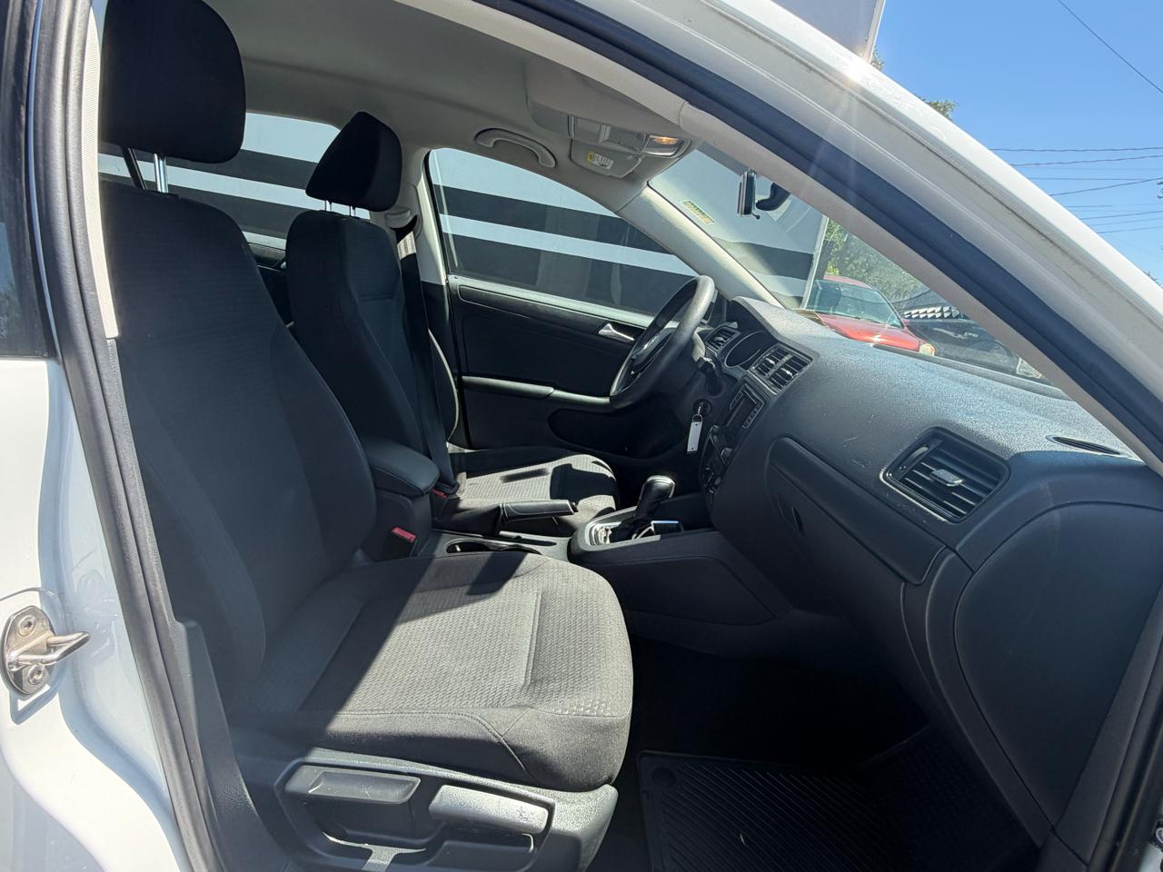 Volkswagen Jetta 1.4T S w/Technology 6A 2016
