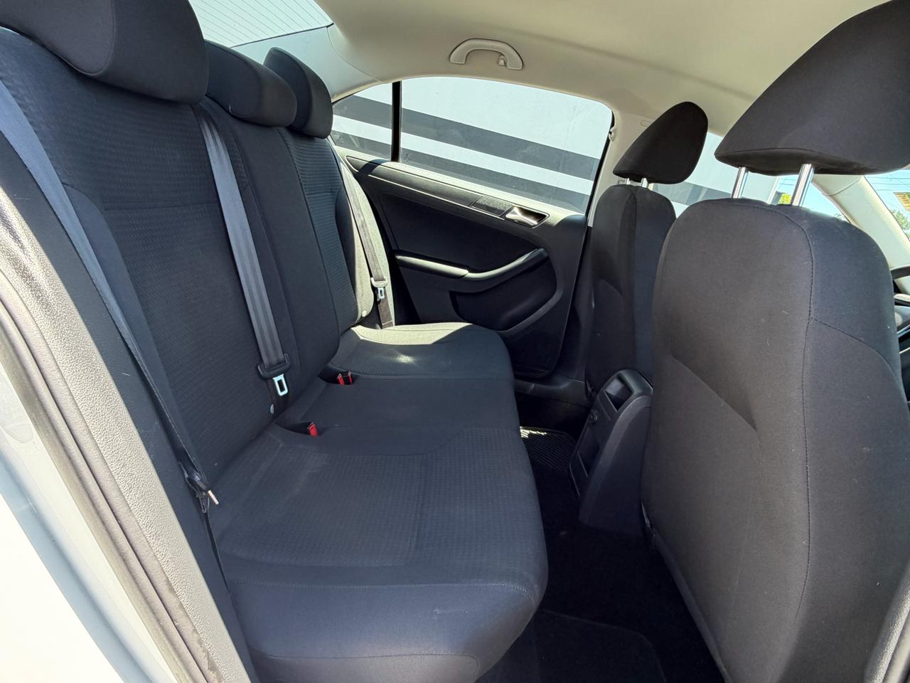 Volkswagen Jetta 1.4T S w/Technology 6A 2016