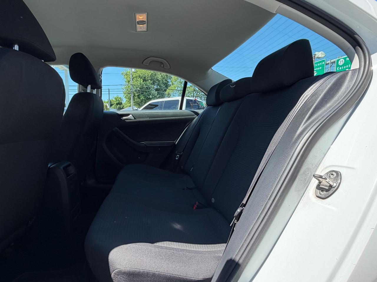 Volkswagen Jetta 1.4T S w/Technology 6A 2016