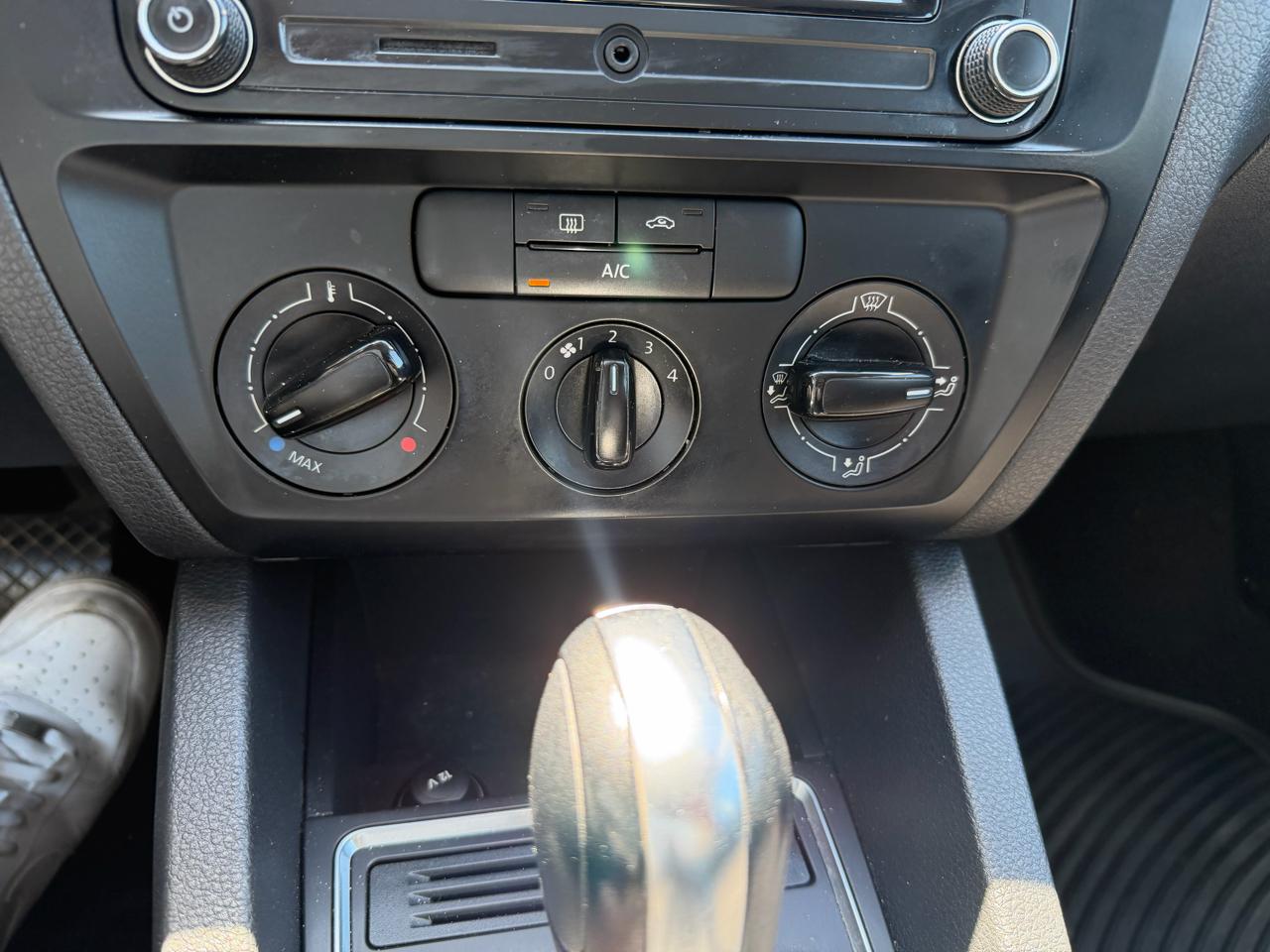 Volkswagen Jetta 1.4T S w/Technology 6A 2016