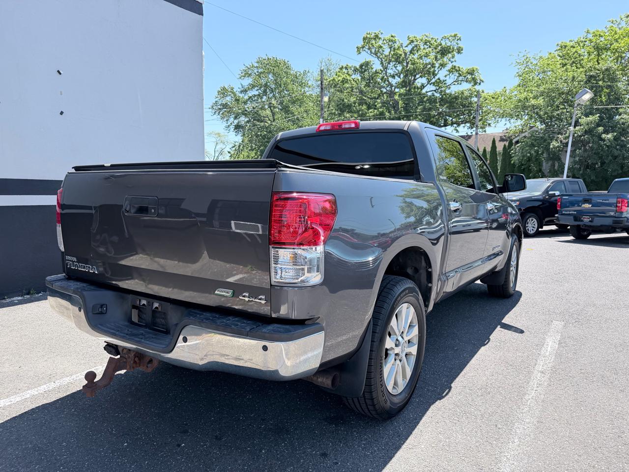 Toyota Tundra Limited 5.7L FFV CrewMax 4WD 2012