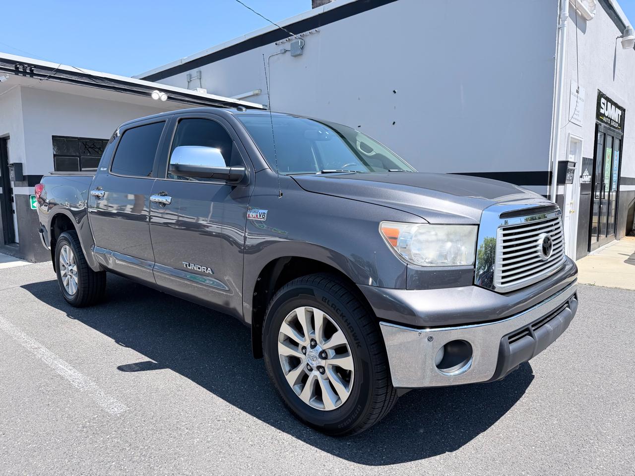 Toyota Tundra Limited 5.7L FFV CrewMax 4WD 2012