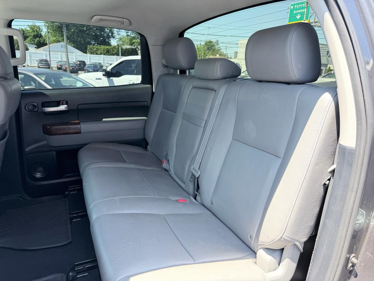 Toyota Tundra Limited 5.7L FFV CrewMax 4WD 2012