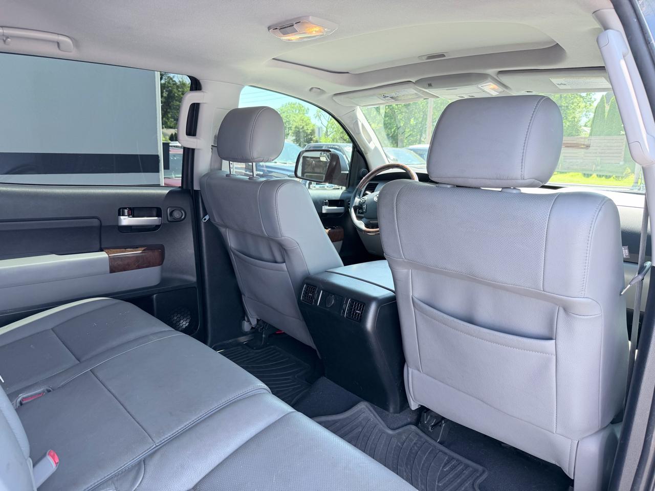 Toyota Tundra Limited 5.7L FFV CrewMax 4WD 2012
