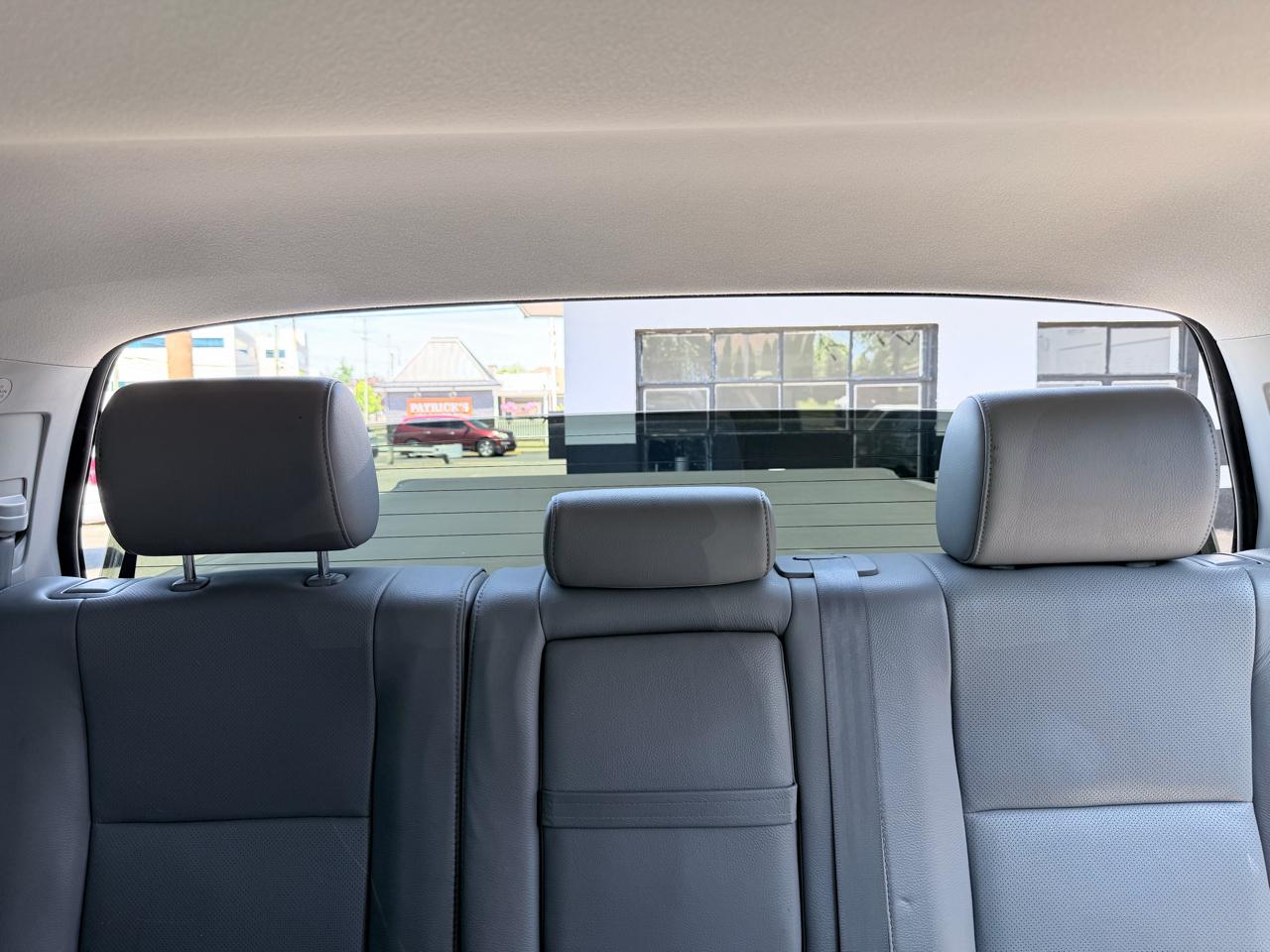 Toyota Tundra Limited 5.7L FFV CrewMax 4WD 2012
