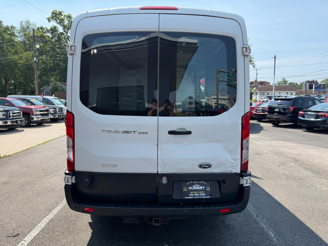 Ford Transit 250 Van Med. Roof w/Sliding Pass. 148-in. WB 2016
