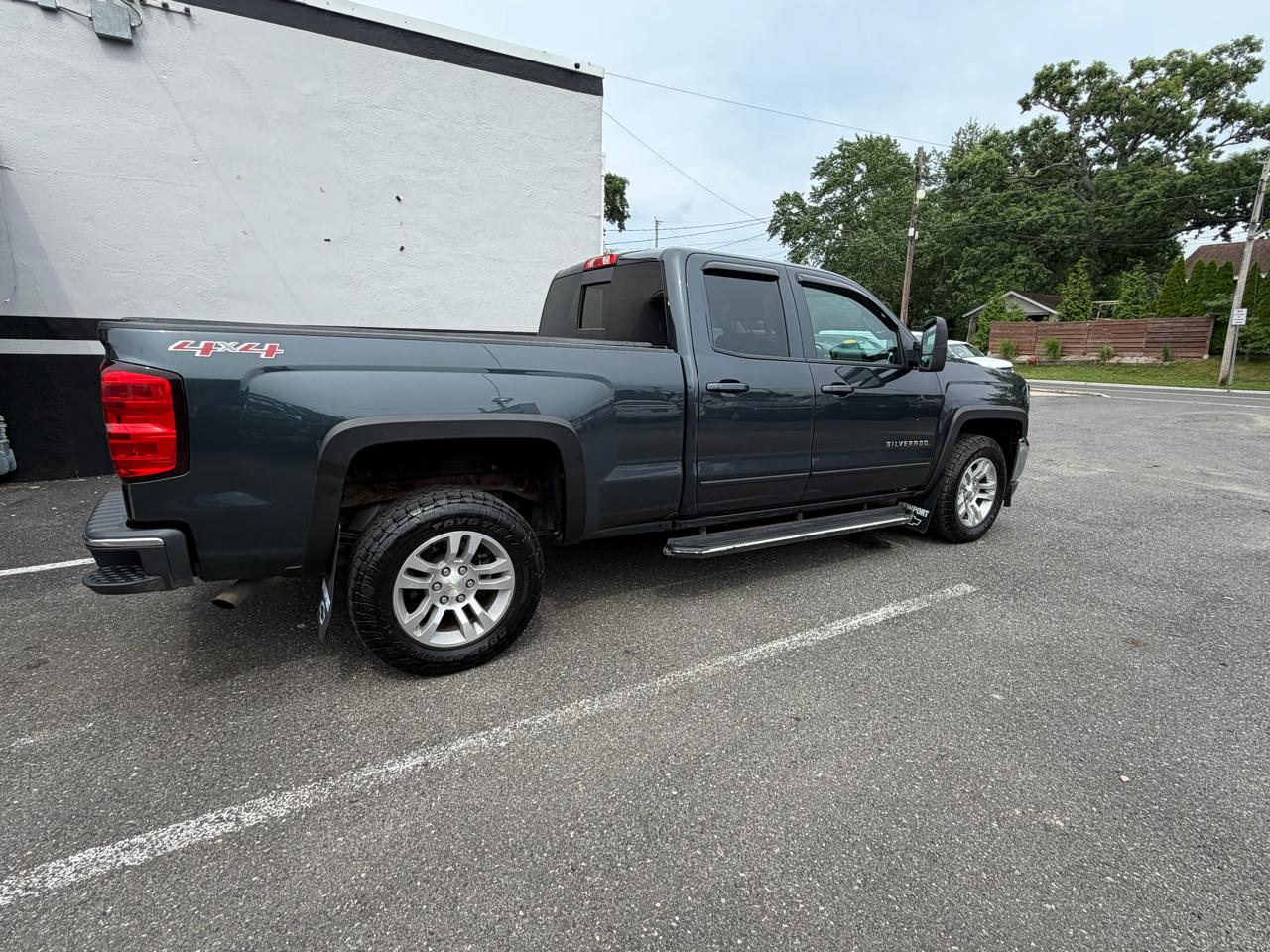 2017 Chevrolet Silverado 1500 LT - Photo 10