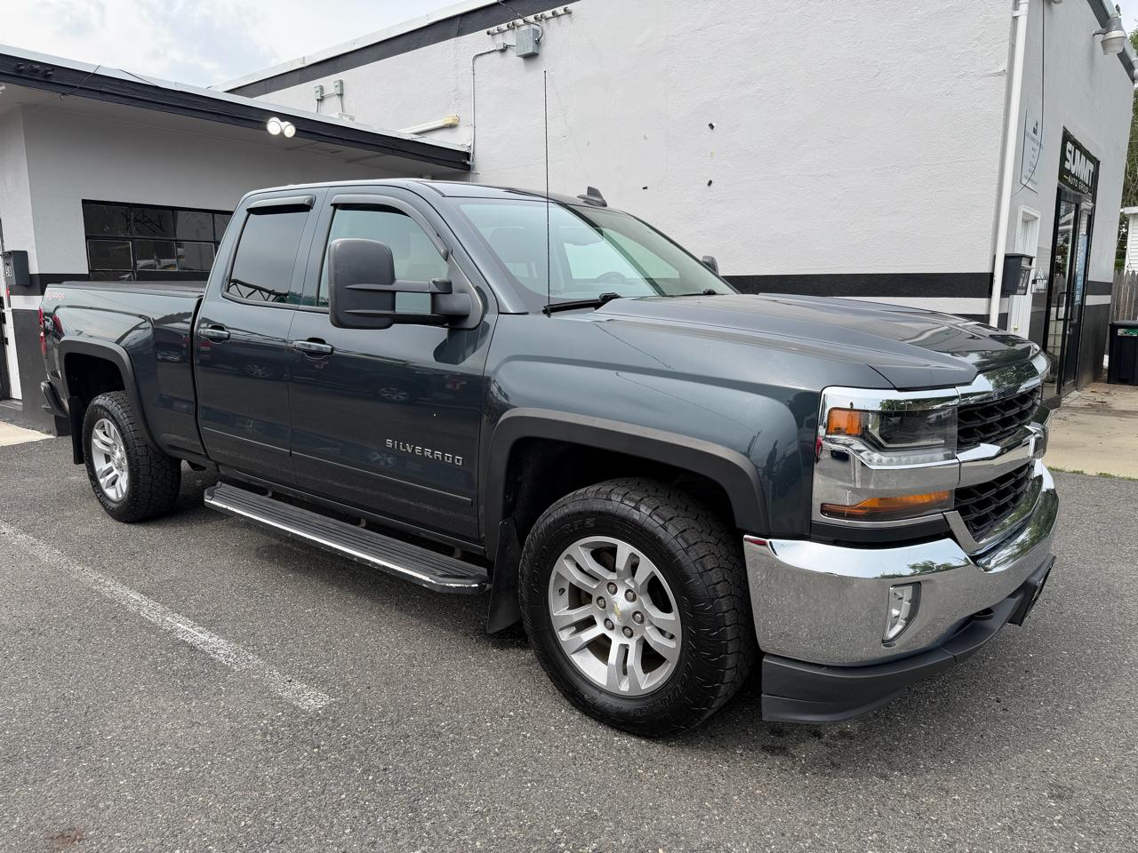 2017 Chevrolet Silverado 1500 LT - Photo 12