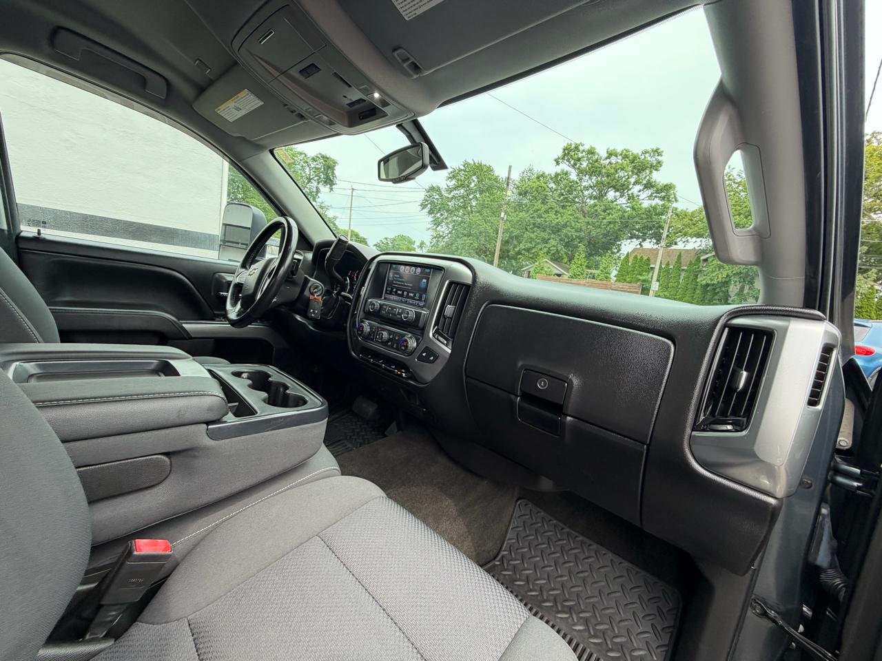 2017 Chevrolet Silverado 1500 LT - Photo 22