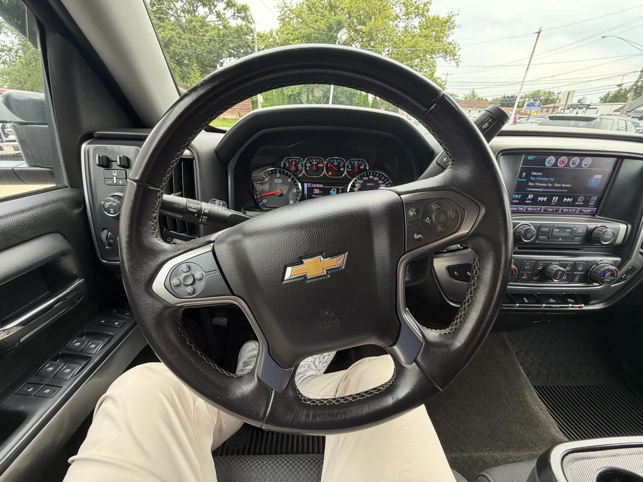 2017 Chevrolet Silverado 1500 LT - Photo 33