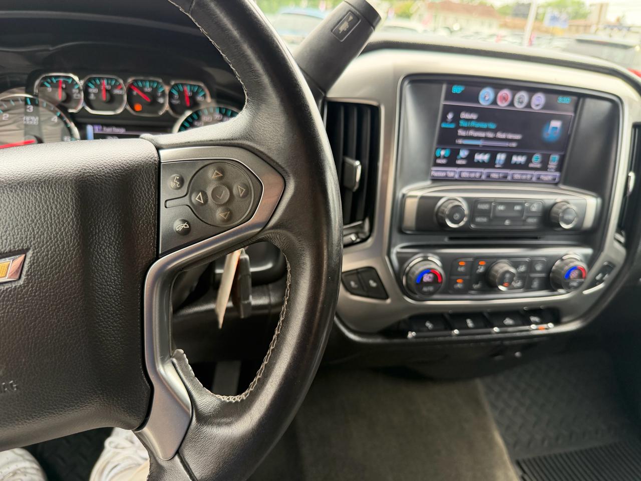 2017 Chevrolet Silverado 1500 LT - Photo 38