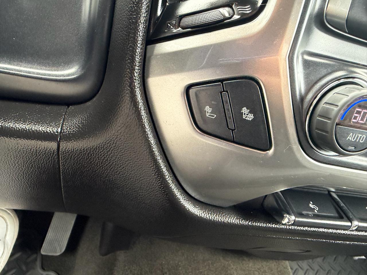 2017 Chevrolet Silverado 1500 LT - Photo 41