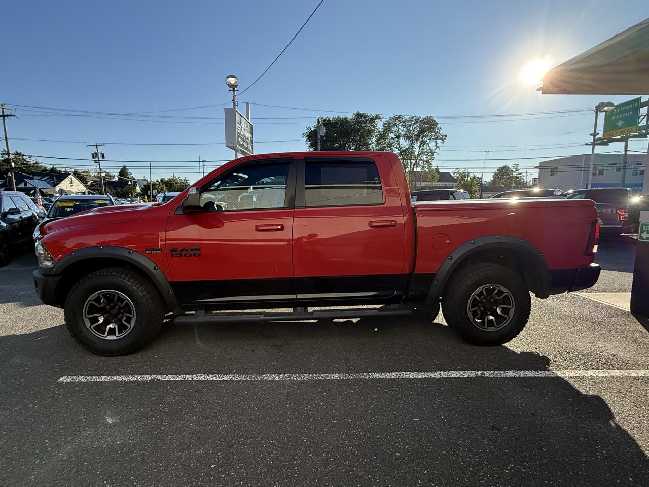 RAM 1500 Rebel Crew Cab SWB 4WD 2016