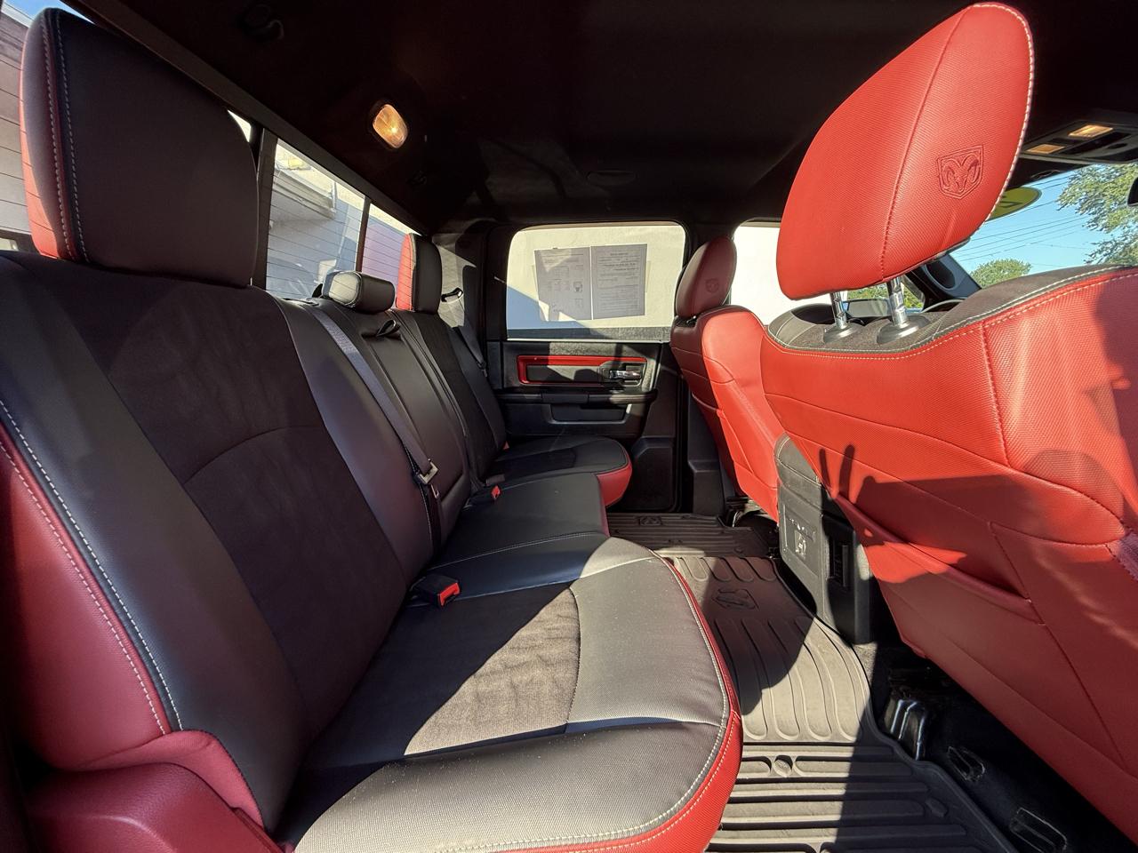 RAM 1500 Rebel Crew Cab SWB 4WD 2016