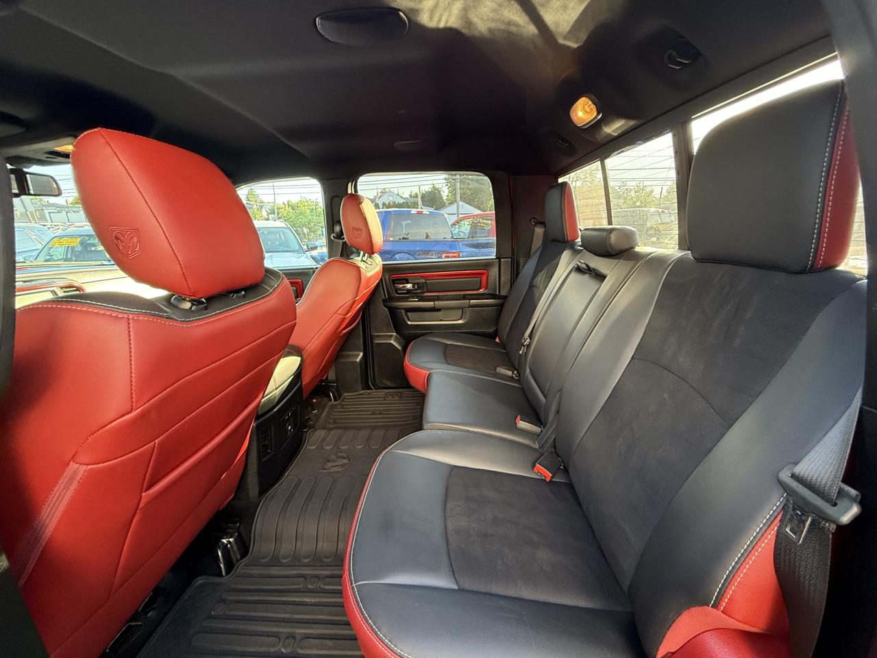 RAM 1500 Rebel Crew Cab SWB 4WD 2016