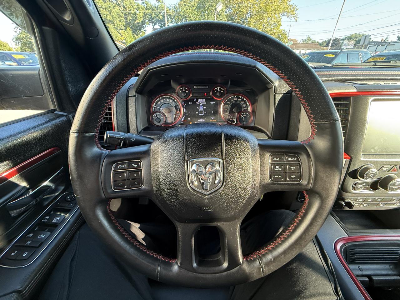 RAM 1500 Rebel Crew Cab SWB 4WD 2016