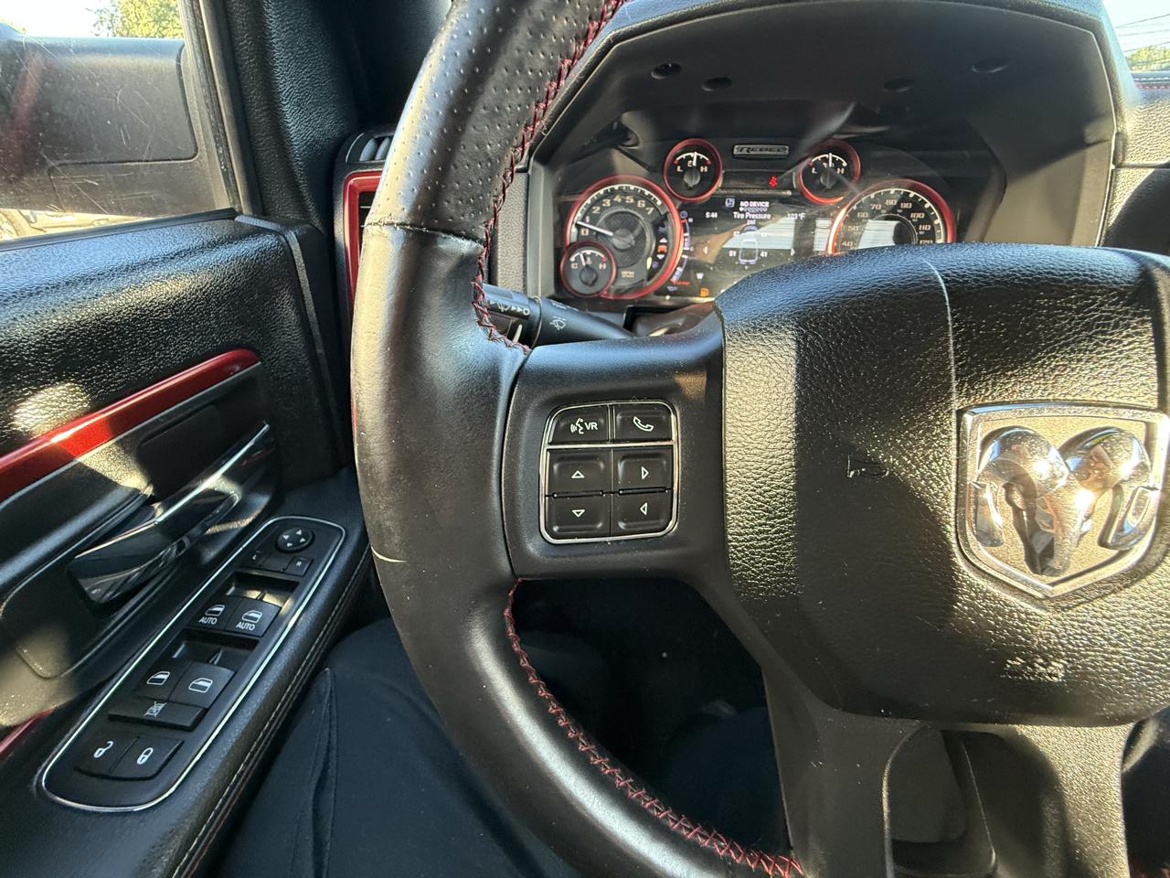 RAM 1500 Rebel Crew Cab SWB 4WD 2016