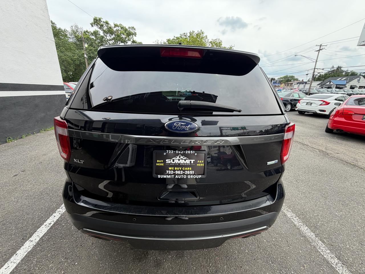 2017 Ford Explorer XLT - Photo 7