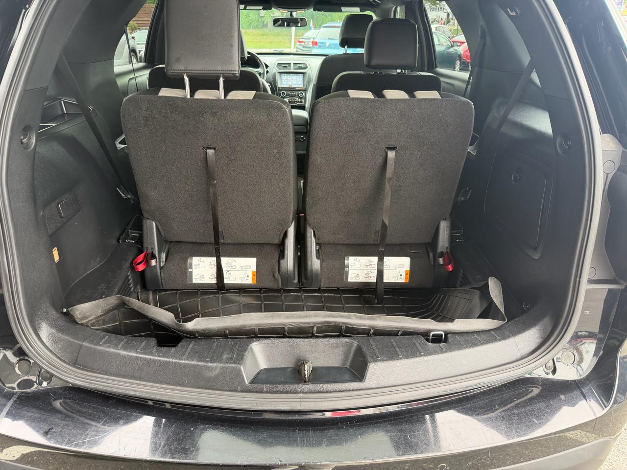 2017 Ford Explorer XLT - Photo 13