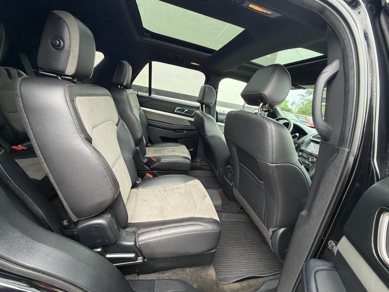 2017 Ford Explorer XLT - Photo 23