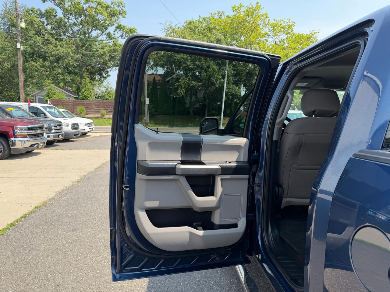 Ford F-150 XLT SuperCrew 5.5-ft. Bed 4WD 2017
