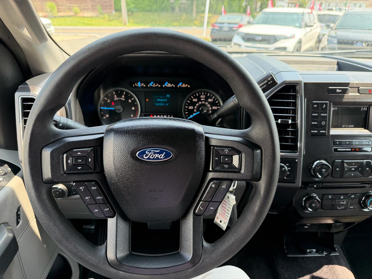 Ford F-150 XLT SuperCrew 5.5-ft. Bed 4WD 2017